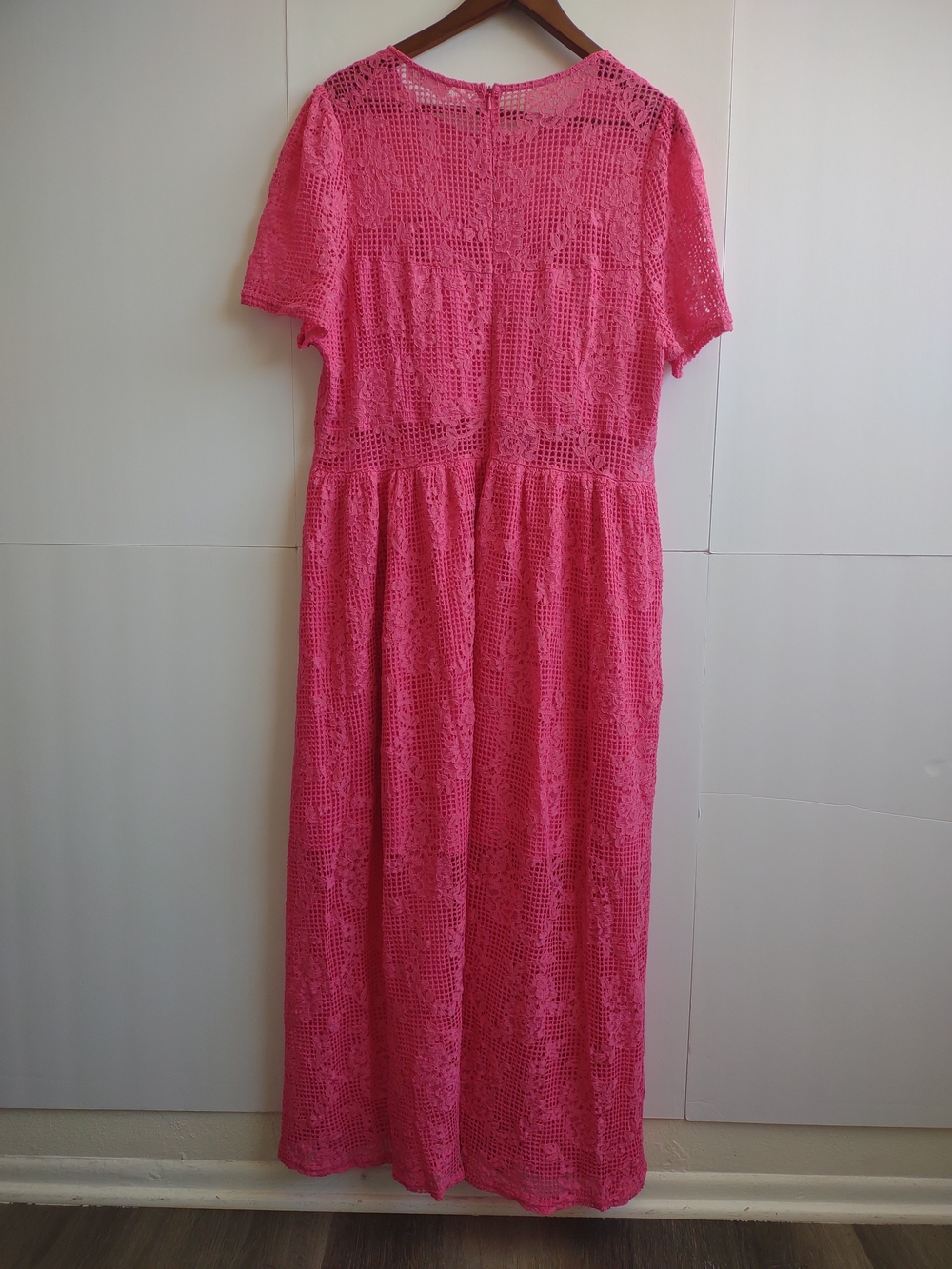 Showpo Leon Short Sleeve Pink Crochet Lace Dress - Picture 6 of 10